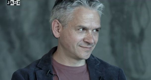 Muzyka jako podróż | Przemysław Strączek w rozmowie z Adamem